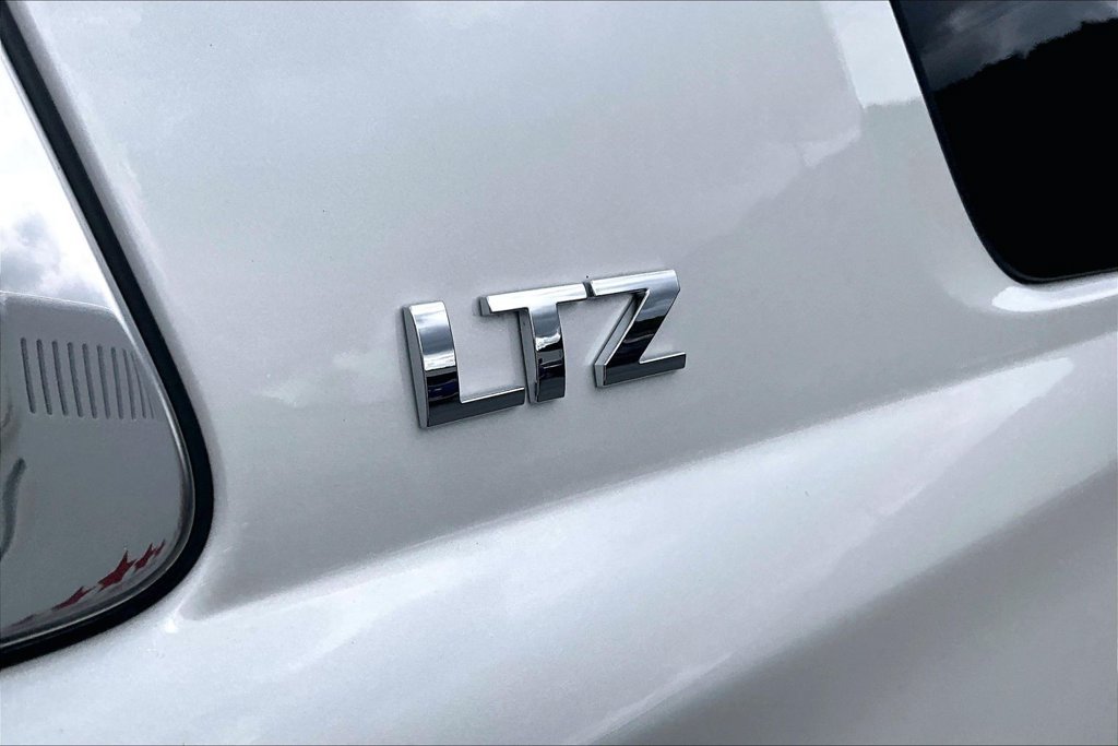 Used 2016 Chevrolet Tahoe LTZ AWD/4WD image 8