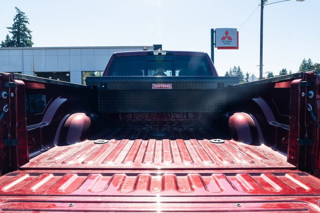 Used 2024 RAM 2500 Tradesman w/ Chrome Appearance Group image 7