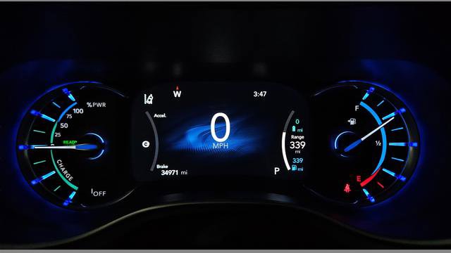 Used 2022 Chrysler Pacifica Touring-L w/ S Appearance Package FWD image 17