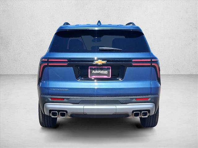 Used 2025 Chevrolet Traverse LT w/ Driver Confidence Package FWD image 7