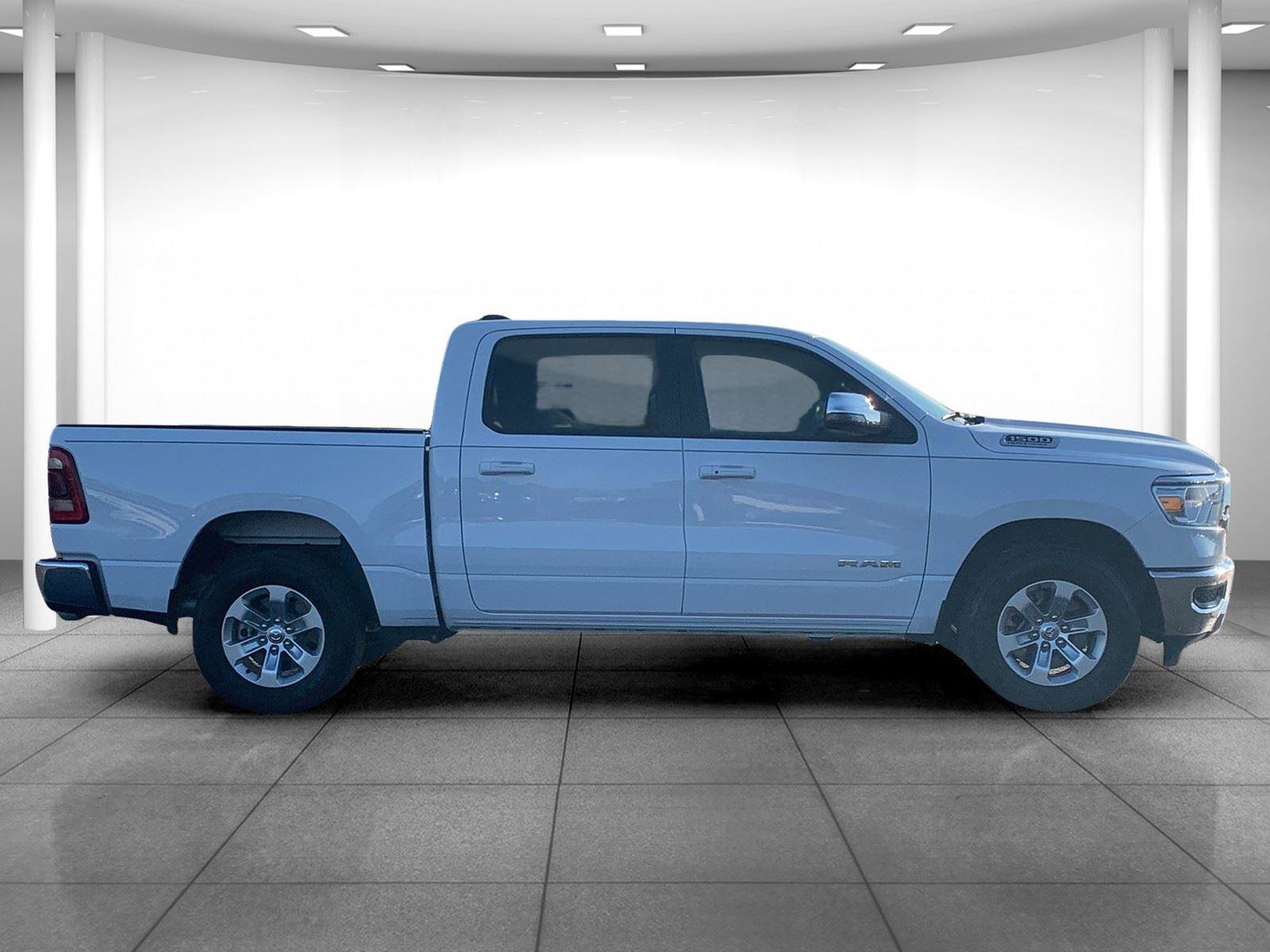 Used 2024 RAM 1500 Laramie image 8