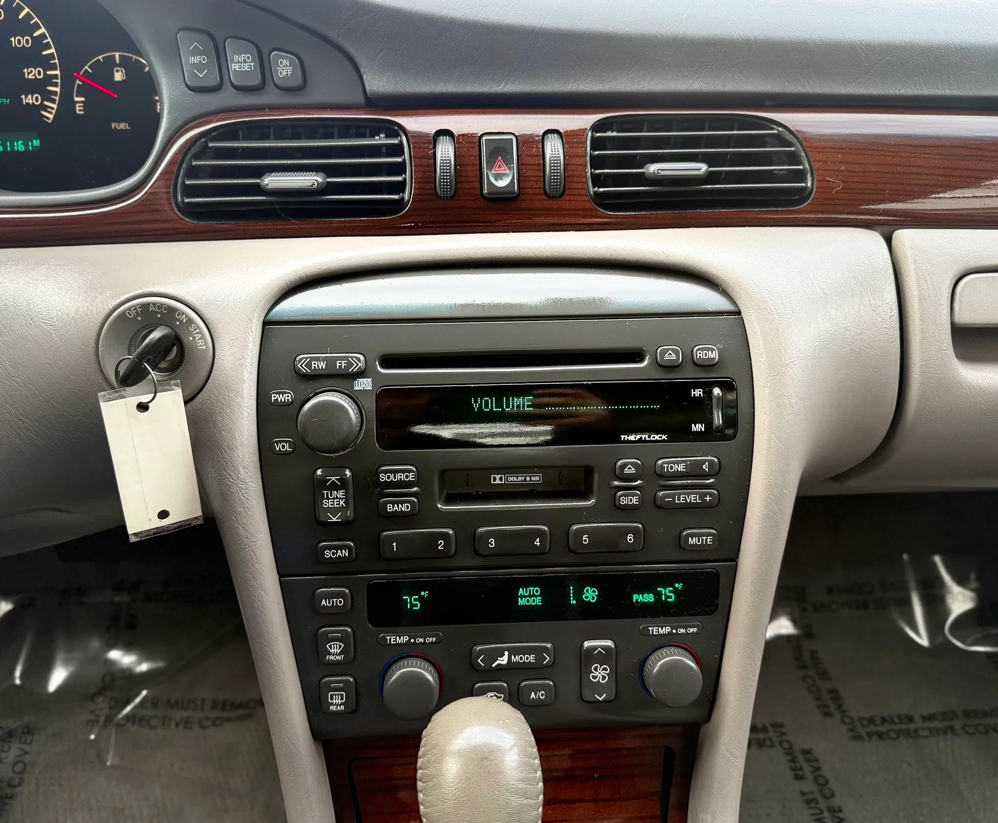 Used 1999 Cadillac Seville SLS w/ Convenience Pkg FWD image 16