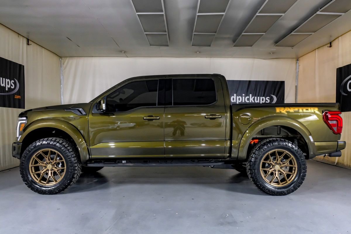 Used 2025 Ford F150 Raptor image 11