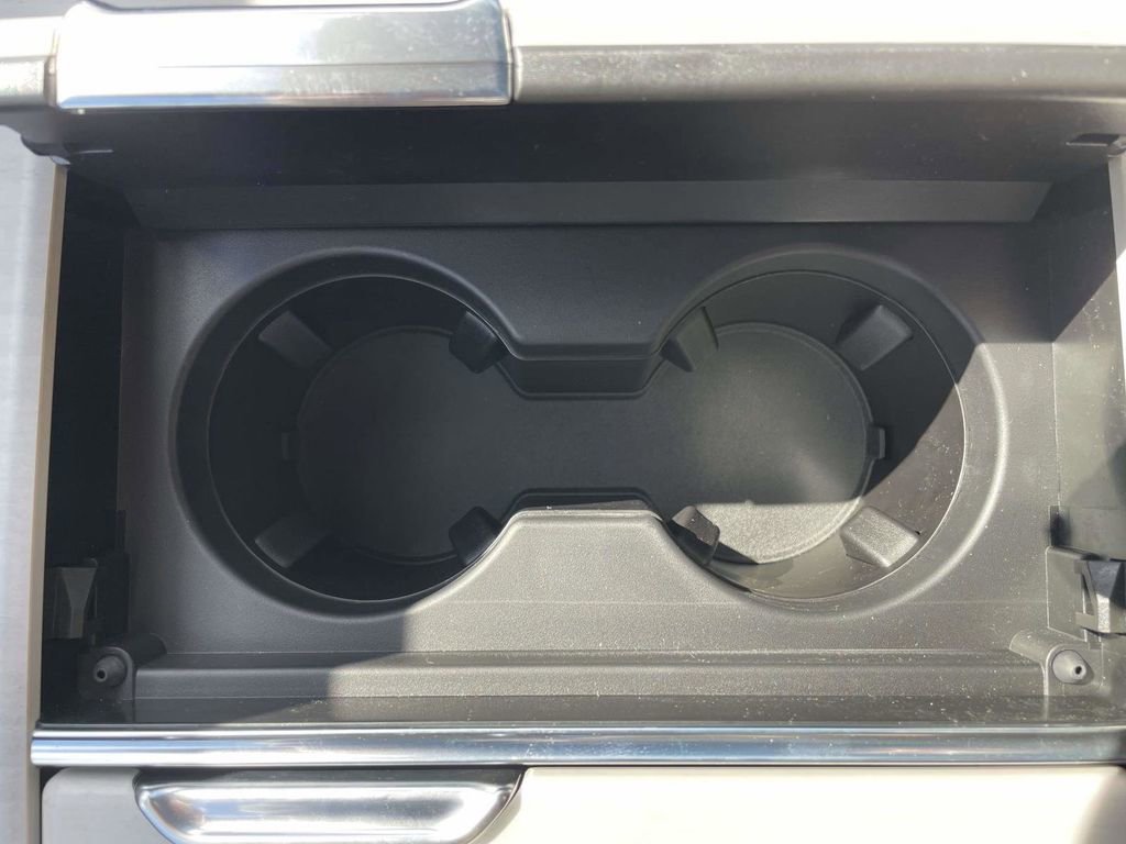 New 2026 Lincoln Navigator L Reserve w/ Jet Appearance Package image 18