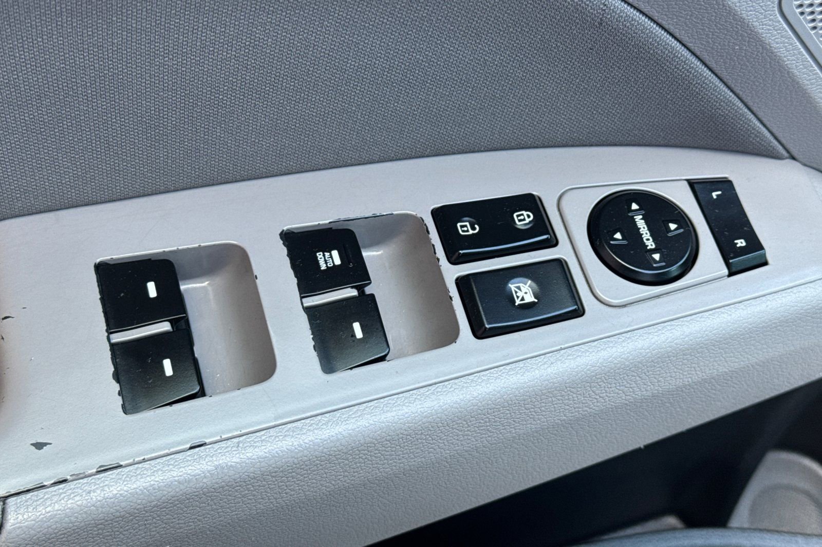 Used 2020 Hyundai Elantra SEL image 17