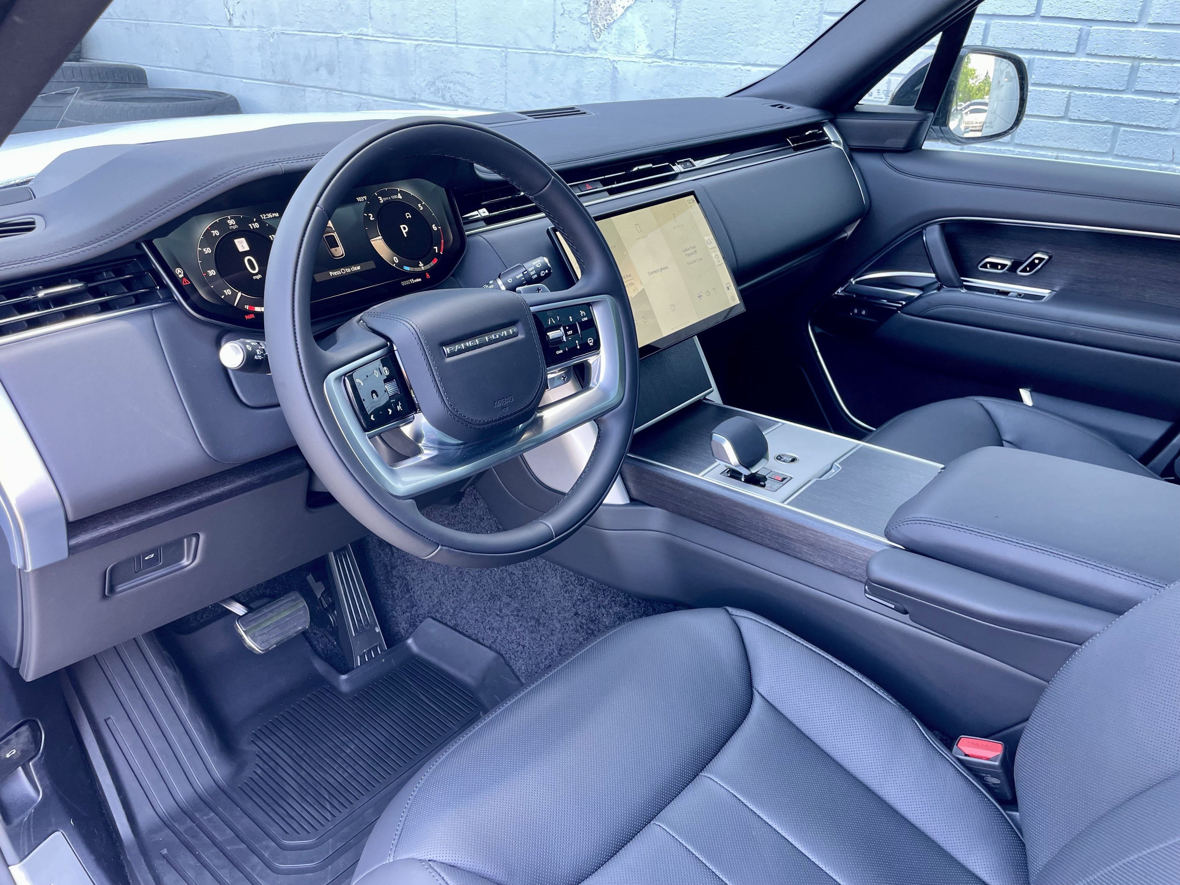 New 2026 Land Rover Range Rover SE AWD/4WD image 13