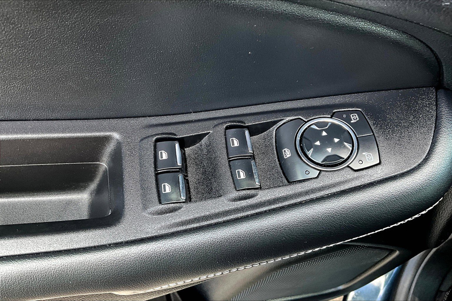 Used 2024 Ford Edge ST AWD/4WD image 34