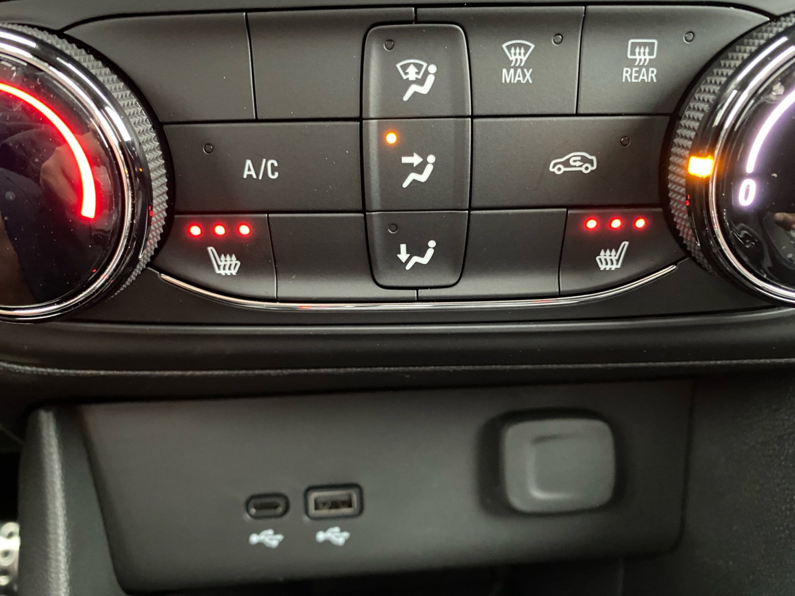 New 2026 Buick Encore GX Preferred w/ Comfort Package FWD image 26
