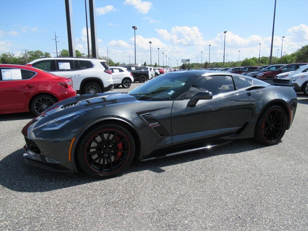 Used 2019 Chevrolet Corvette Grand Sport w/ Carbon Flash Badge Package RWD image 4