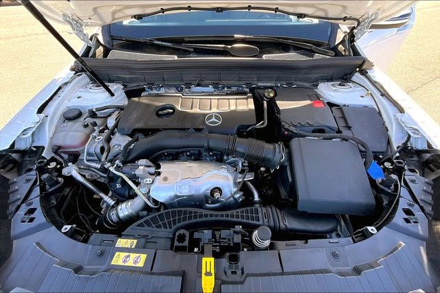 Used 2023 Mercedes-Benz GLB 250 GLB 250 image 22