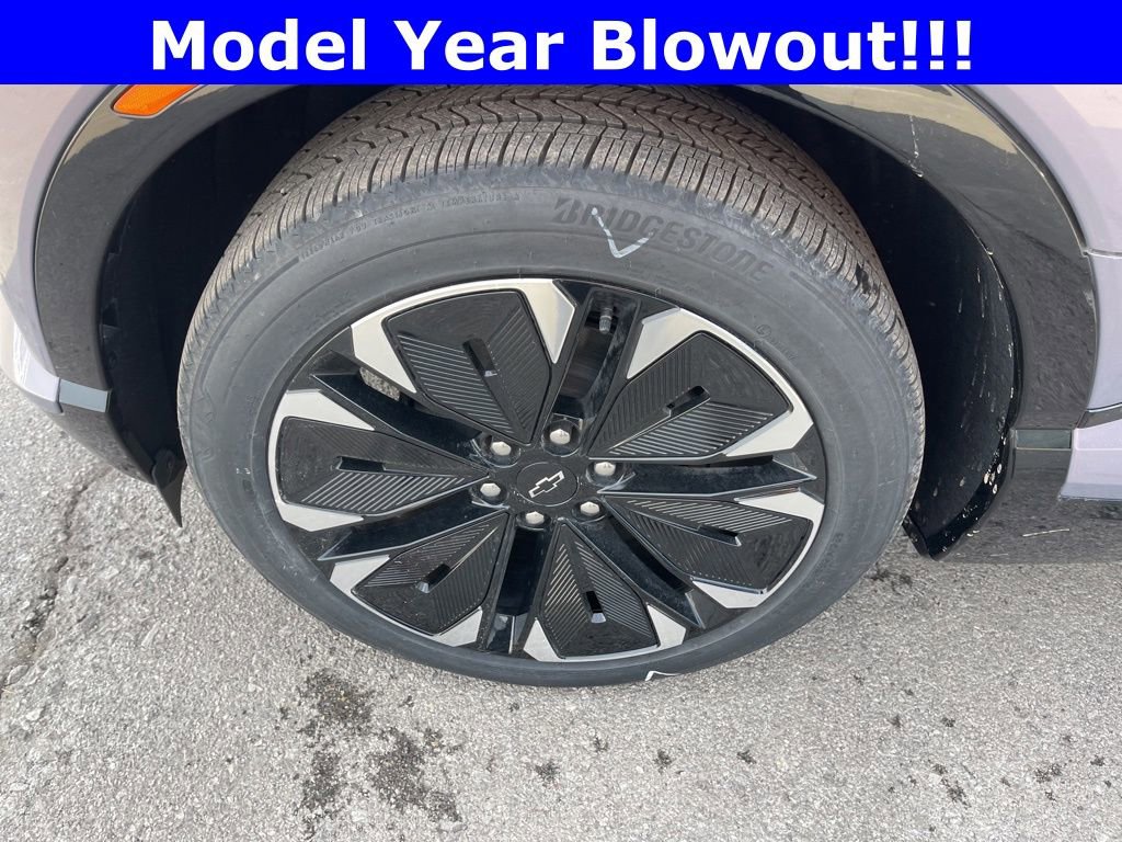 New 2024 Chevrolet Blazer EV RS image 32