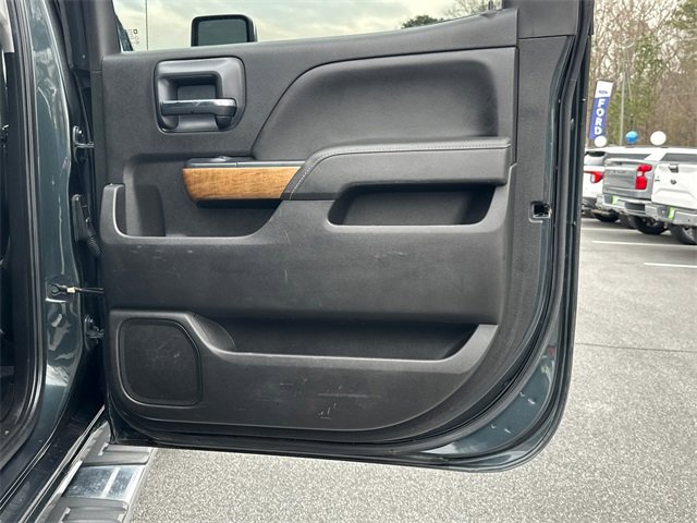 Used 2018 Chevrolet Silverado 2500 LTZ w/ Duramax Plus Package image 16