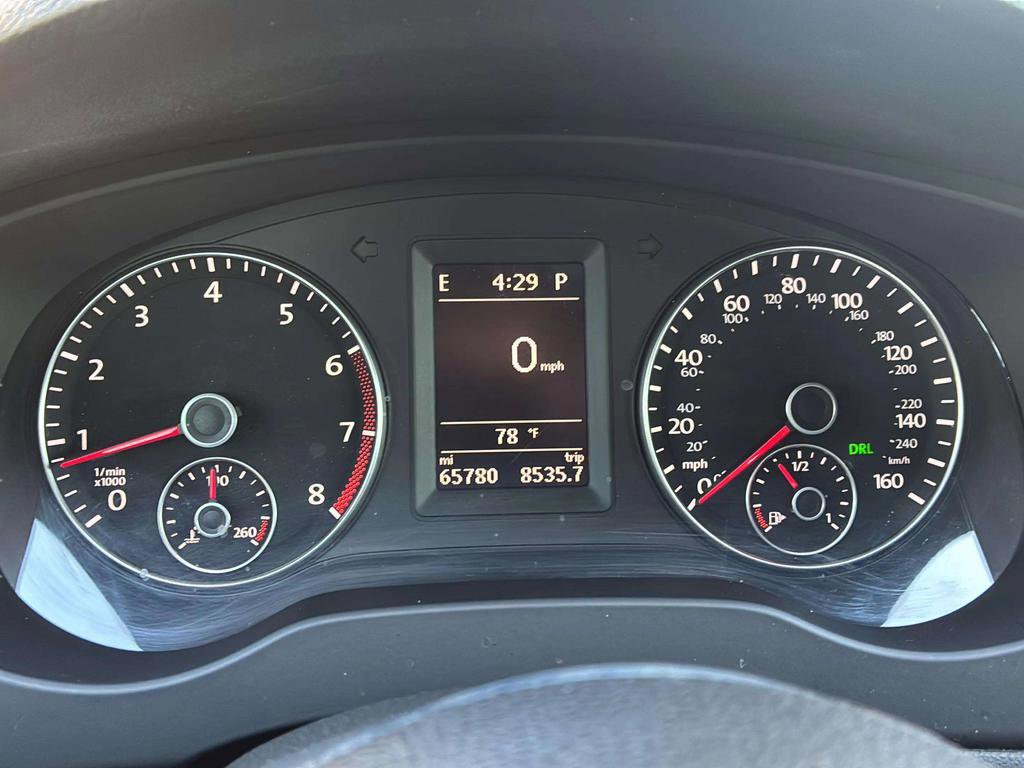 Used 2014 Volkswagen Jetta GLI Autobahn image 11