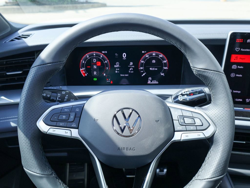 New 2026 Volkswagen Tiguan SE R-Line FWD image 21