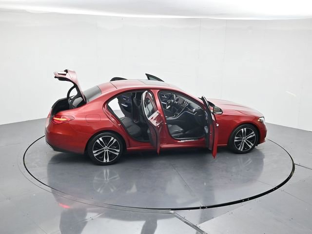 Used 2022 Mercedes-Benz C 300 Sedan image 47