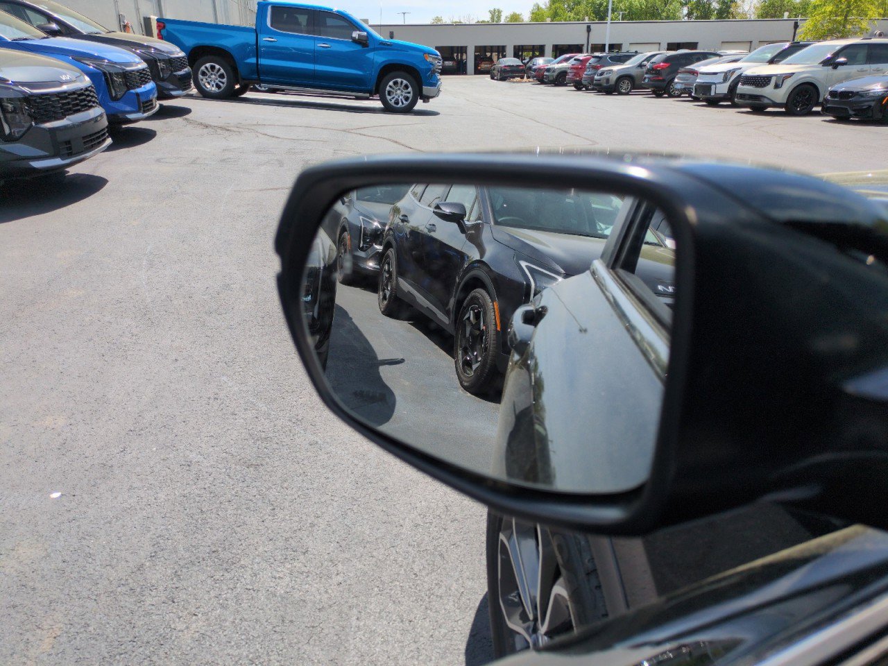 Used 2022 Honda CR-V EX image 14