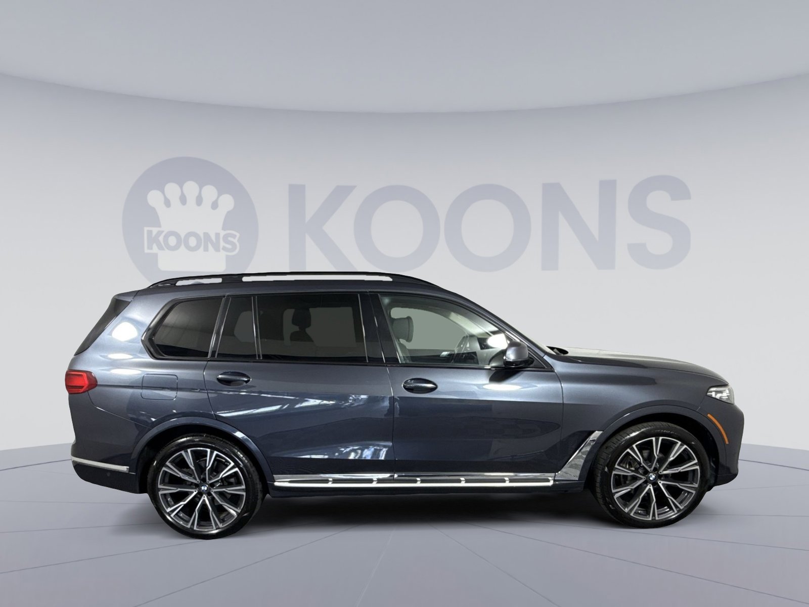 Used 2022 BMW X7 xDrive40i w/ Executive Package image 8