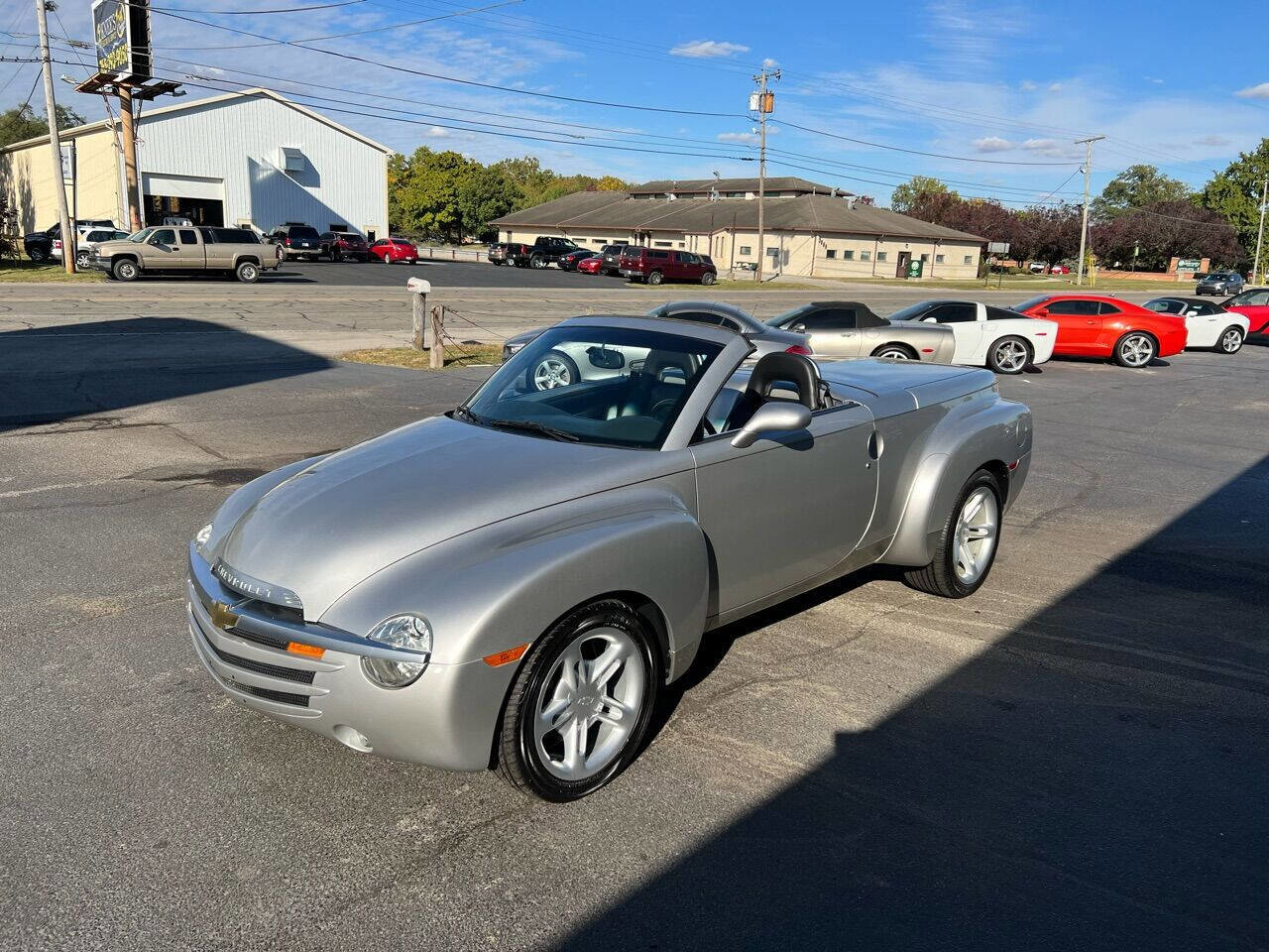 Used 2004 Chevrolet SSR w/ Preferred Equipment Group RWD image 78