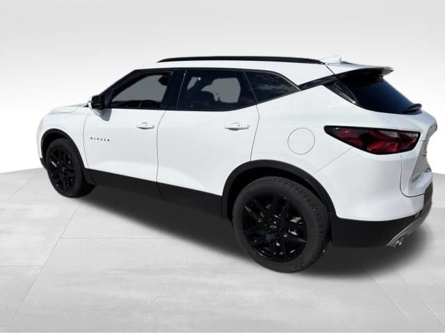 Used 2022 Chevrolet Blazer LT w/ Sound & Technology Package AWD/4WD image 3