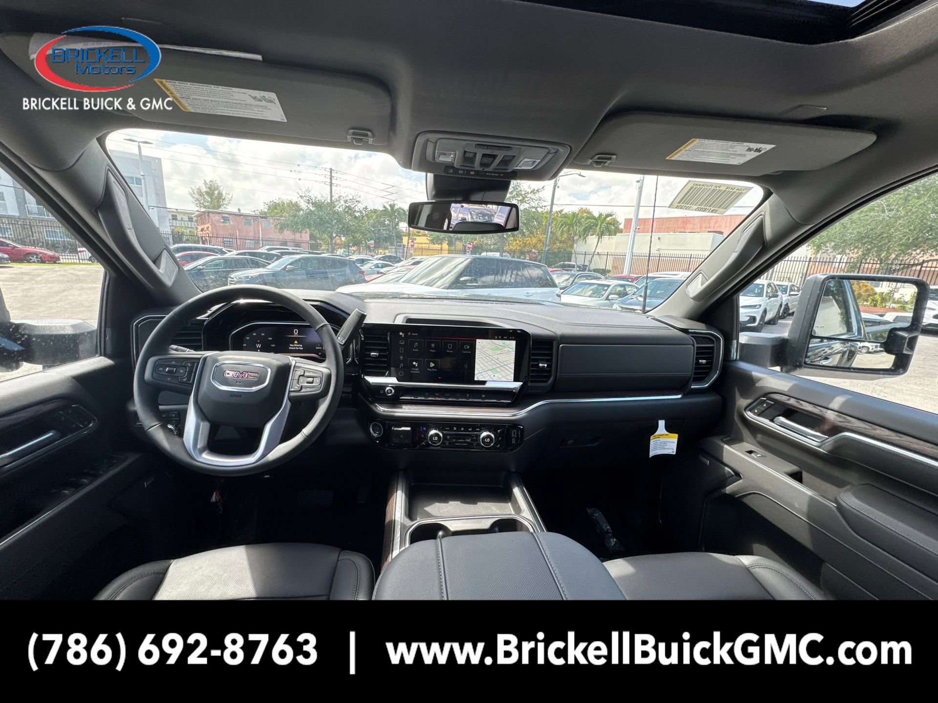 New 2025 GMC Sierra 3500 SLT w/ SLT Convenience Package image 24