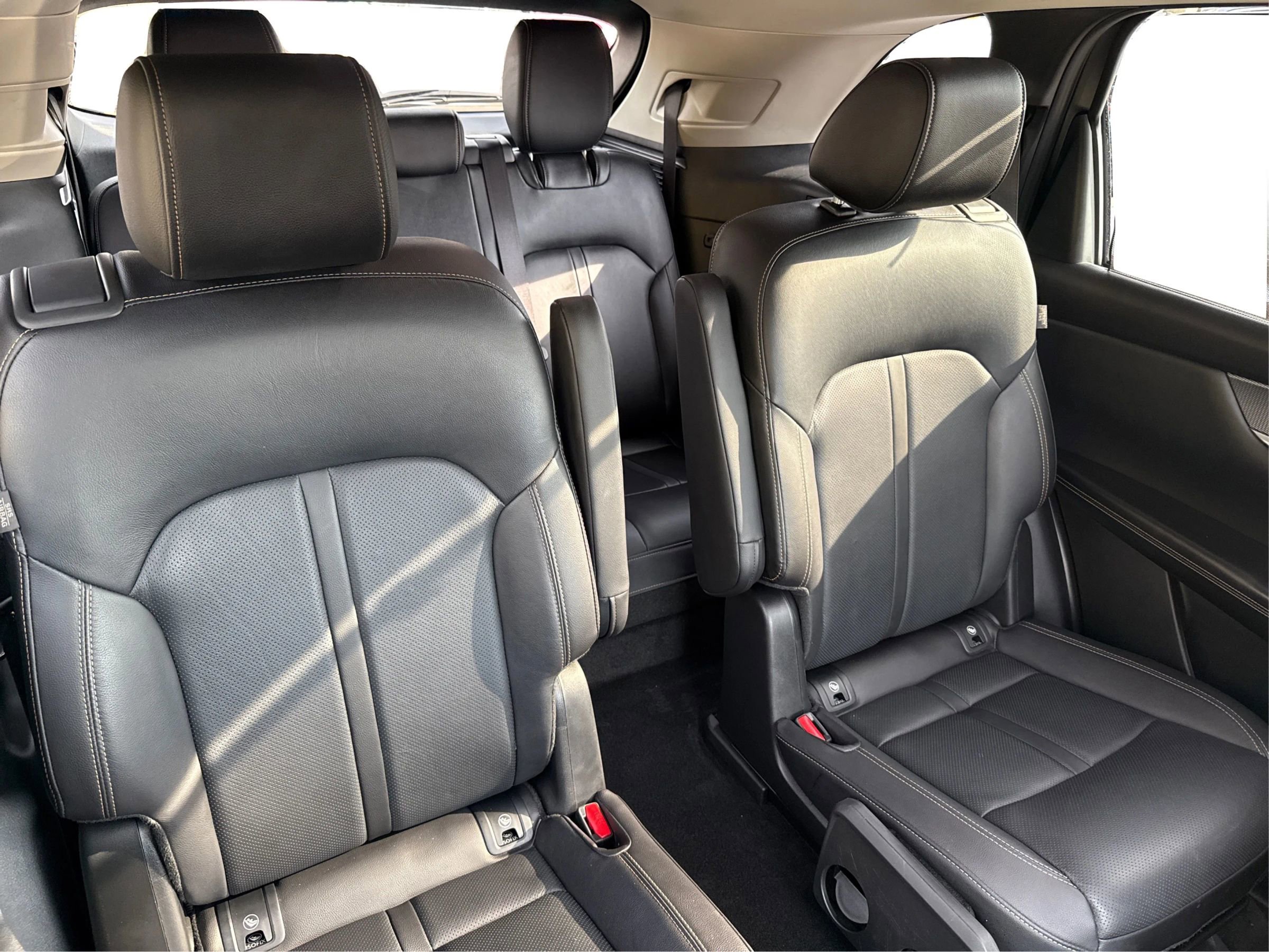 Used 2025 MAZDA CX-90 3.3 Turbo w/ Preferred Package image 12