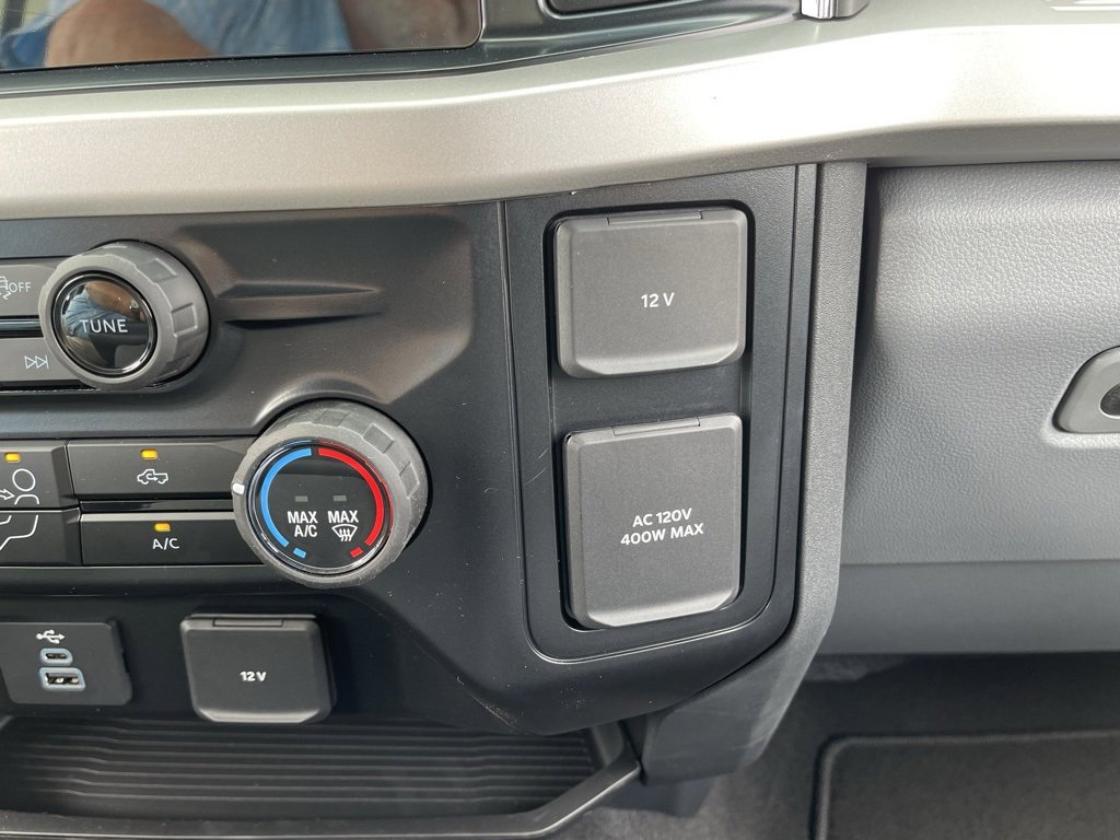 New 2026 Ford F350 4x4 Crew Cab DRW Super Duty image 30