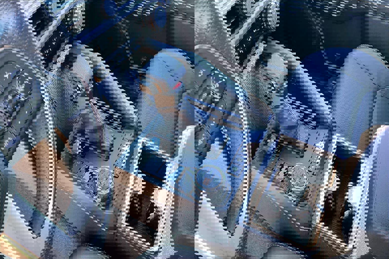 Used 2025 Toyota 4Runner TRD Off-Road Premium image 15