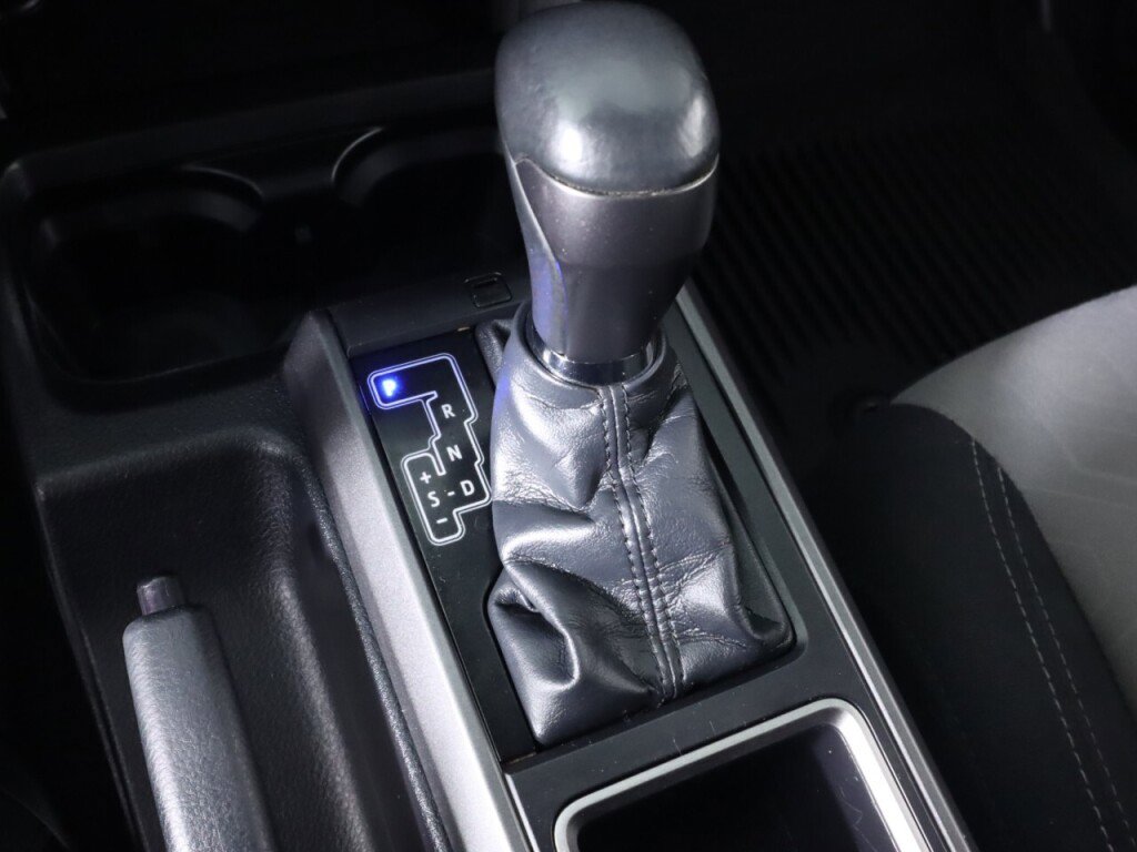 Used 2021 Toyota Tacoma TRD Off-Road image 23