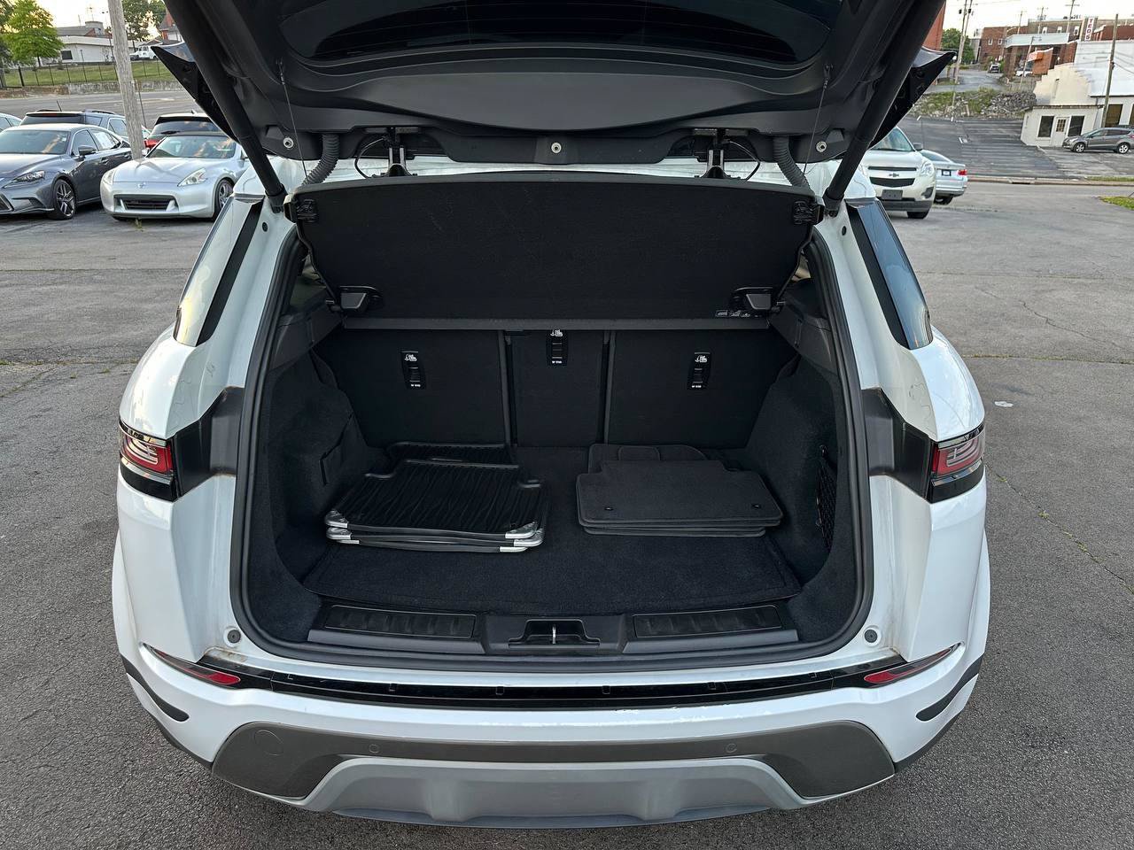 Used 2020 Land Rover Range Rover Evoque SE AWD/4WD image 36