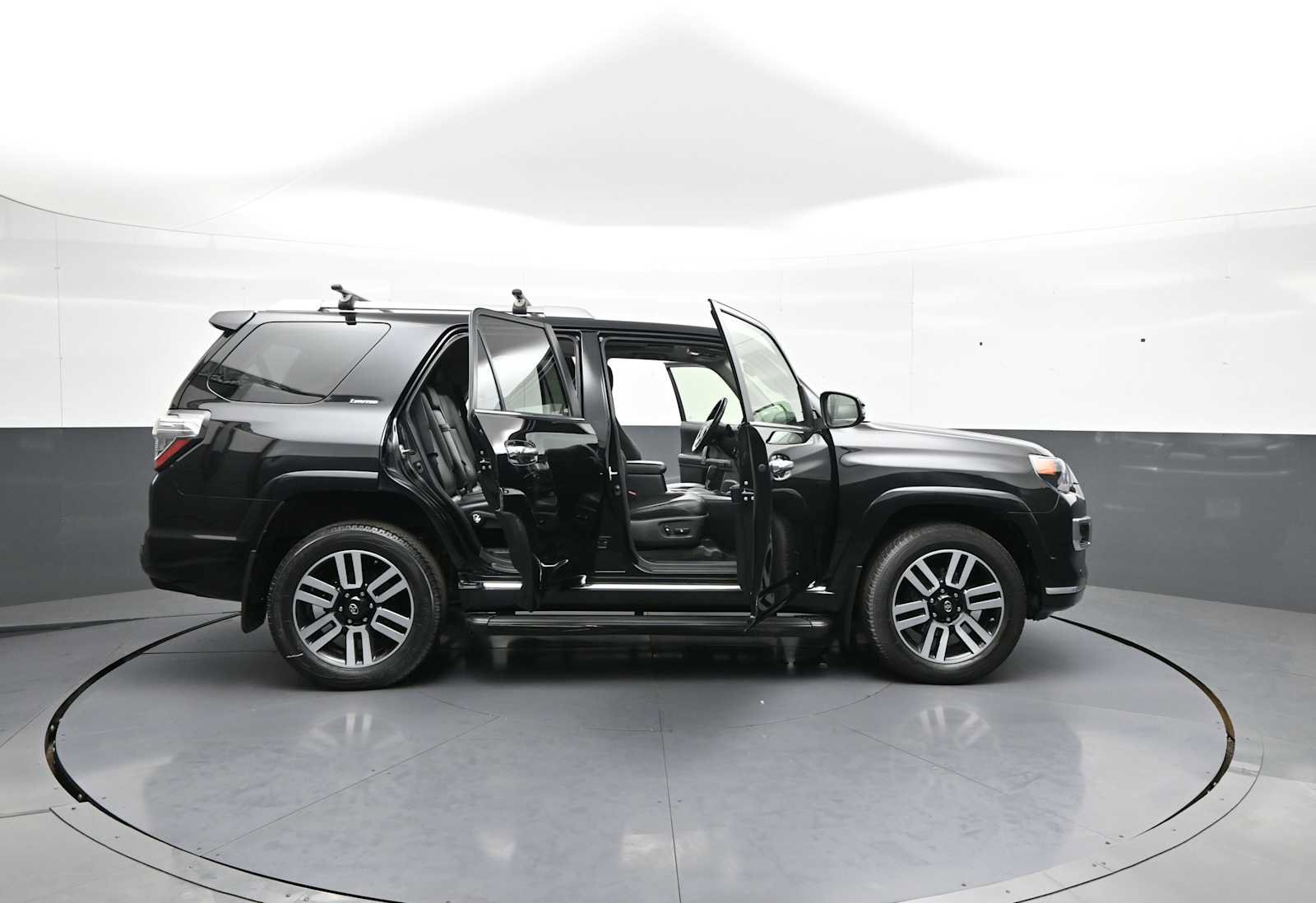 Certified 2019 Toyota 4Runner Limited AWD/4WD image 44