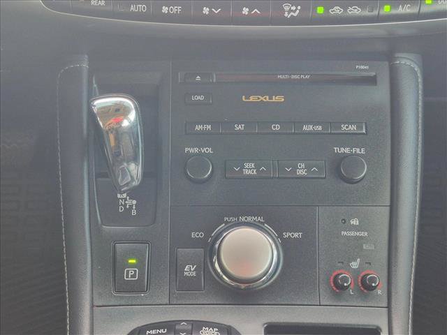 Used 2012 Lexus CT 200h Premium w/ Premium Audio Pkg FWD image 12