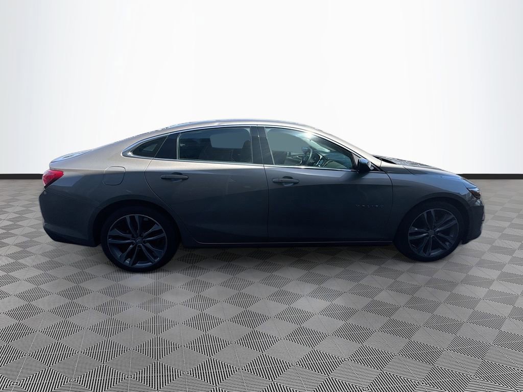 Used 2022 Chevrolet Malibu LT FWD image 35