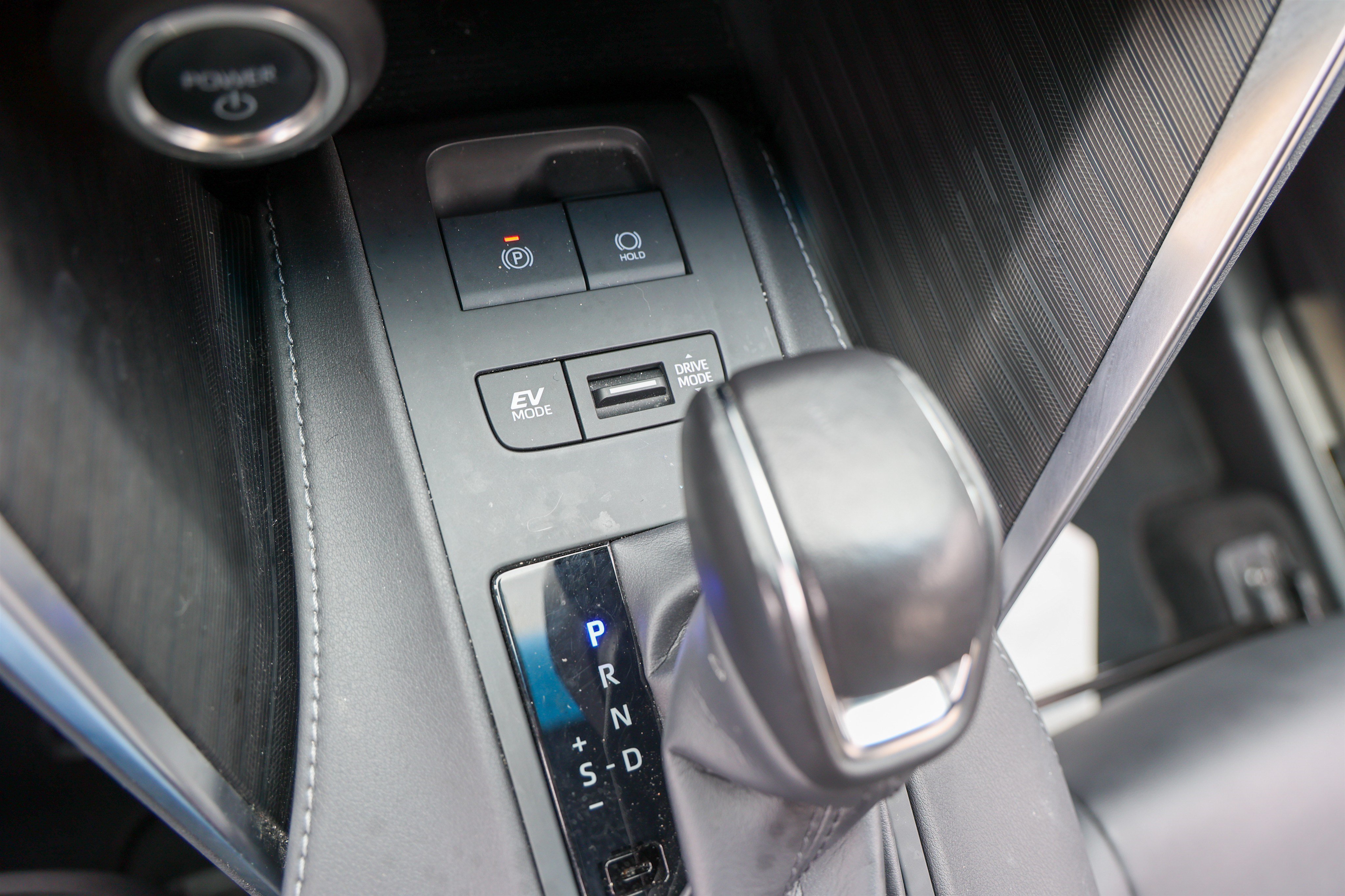 Certified 2024 Toyota Venza XLE AWD/4WD image 53