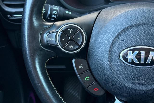 Used 2014 Kia Soul + w/ Audio Package FWD image 28