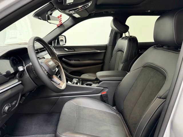 New 2026 Jeep Grand Cherokee Altitude AWD/4WD image 14