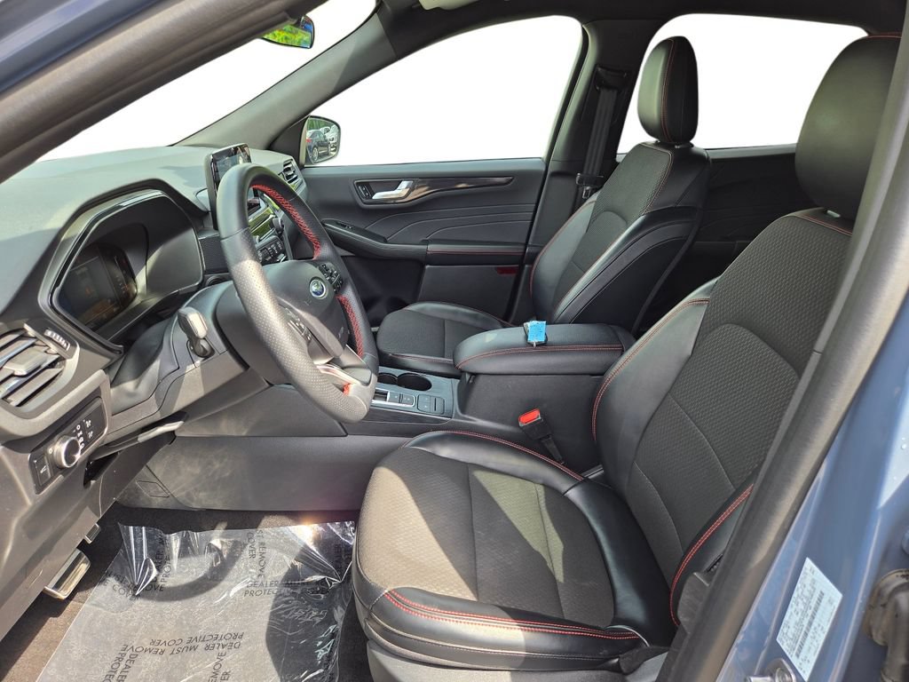 Used 2024 Ford Escape ST-Line FWD image 17