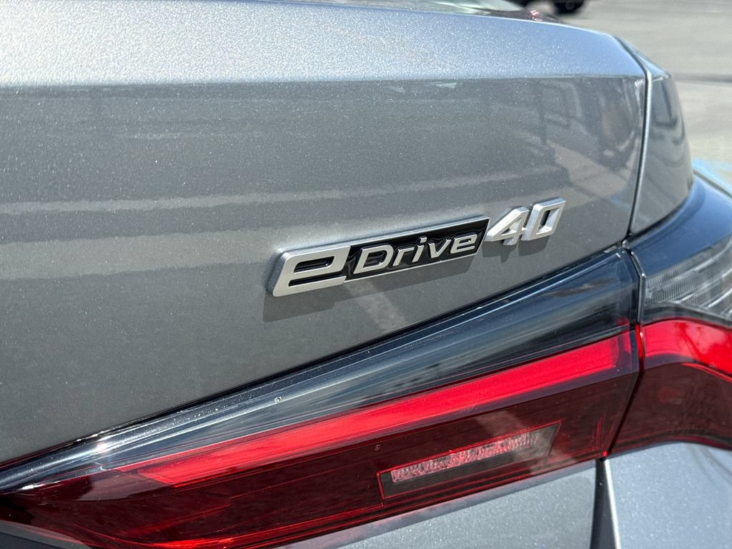 Used 2026 BMW i4 eDrive40 w/ Premium Package RWD image 12