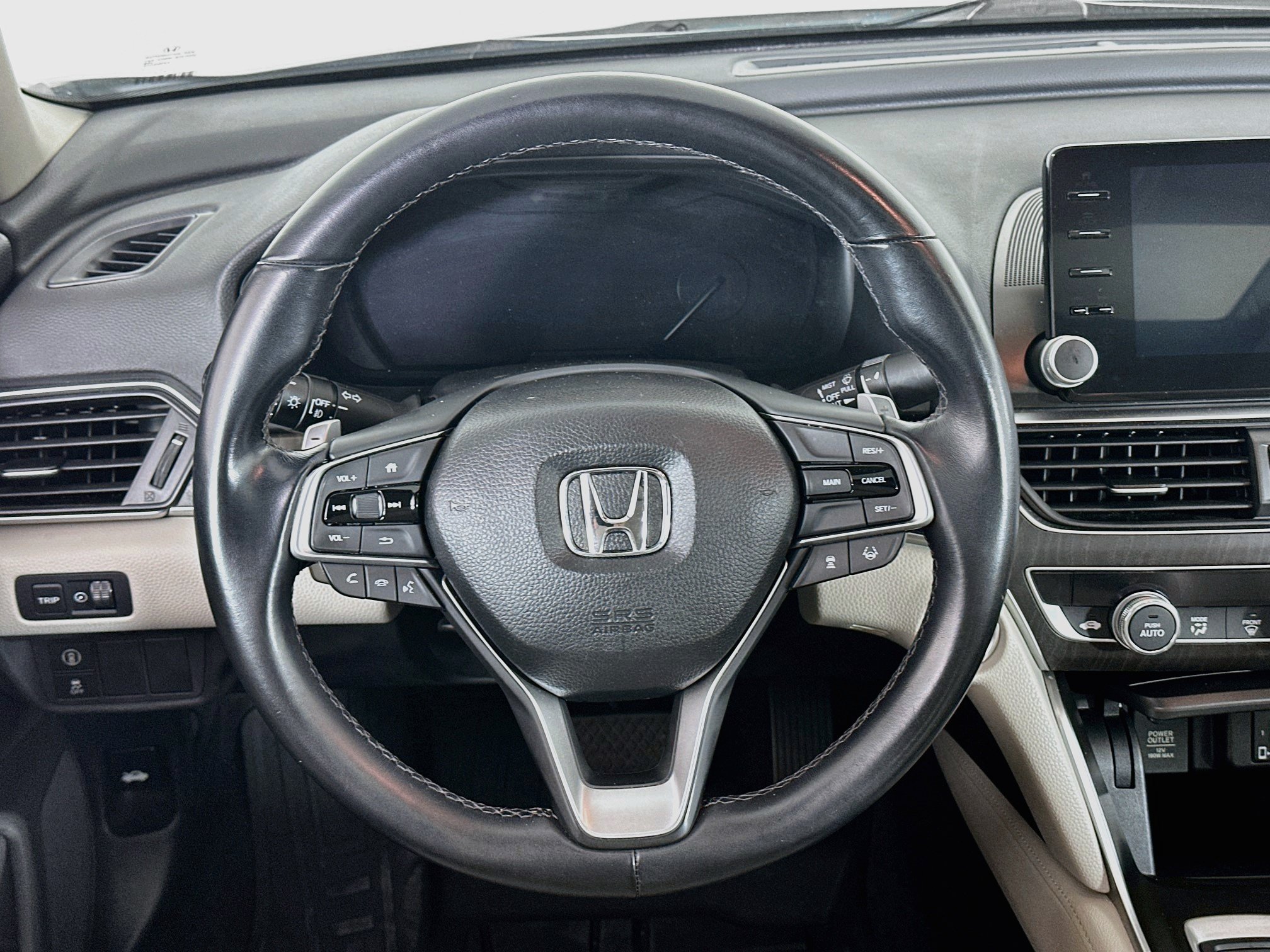 Used 2018 Honda Accord EX-L image 18