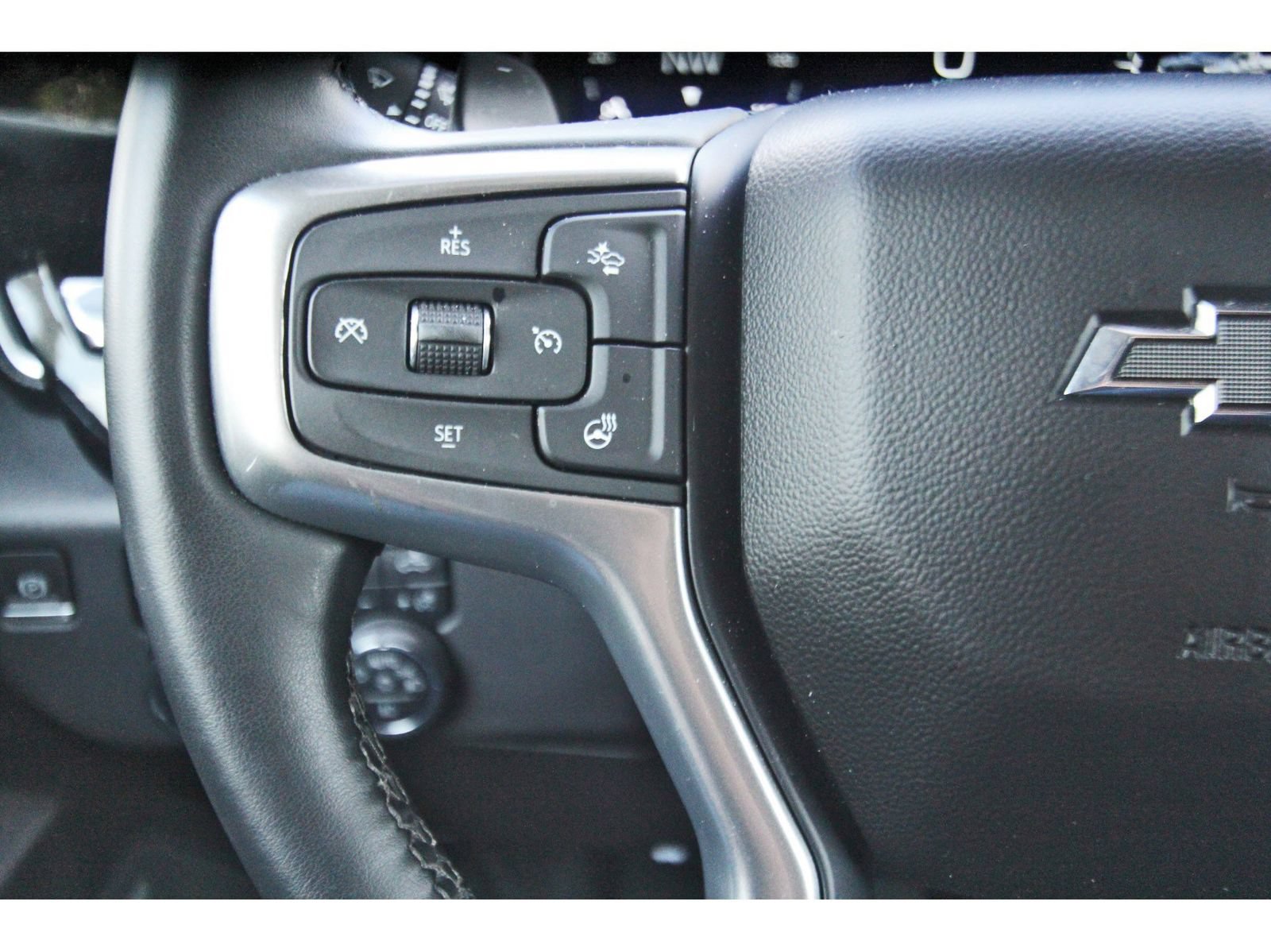 Used 2023 Chevrolet Silverado 1500 LT Trail Boss w/ LT Trail Boss Premium Package AWD/4WD image 15