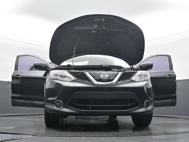Used 2017 Nissan Rogue Sport SL w/ SL Premium Package AWD/4WD image 57