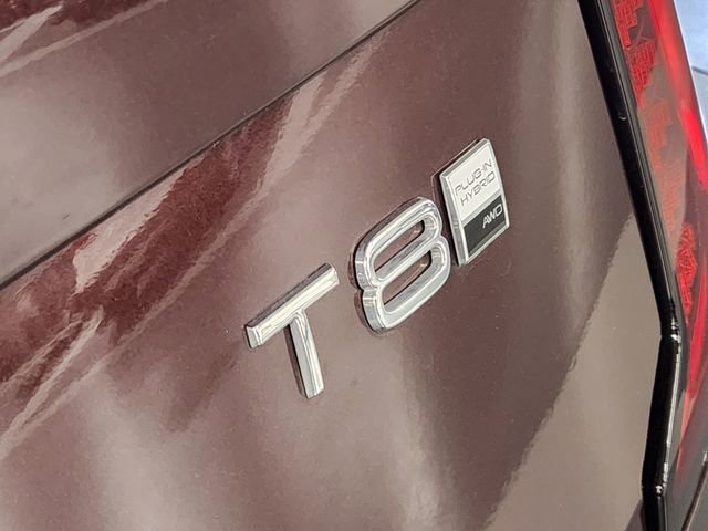 New 2025 Volvo XC90 T8 Core image 13