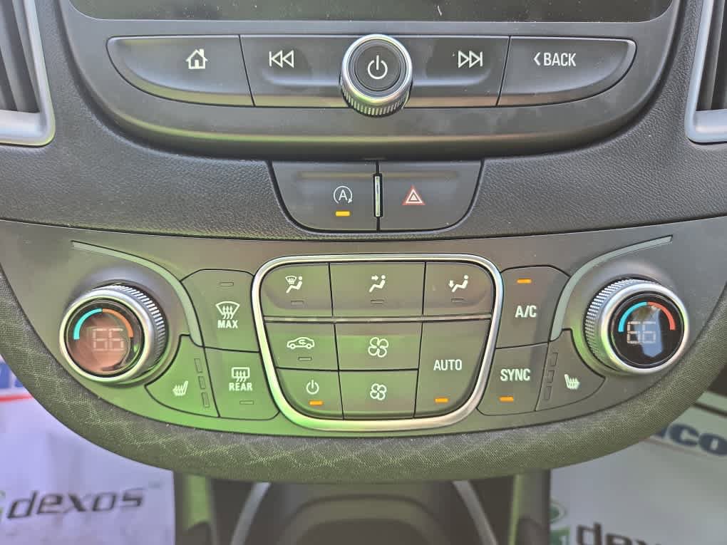 New 2025 Chevrolet Malibu LT FWD image 21