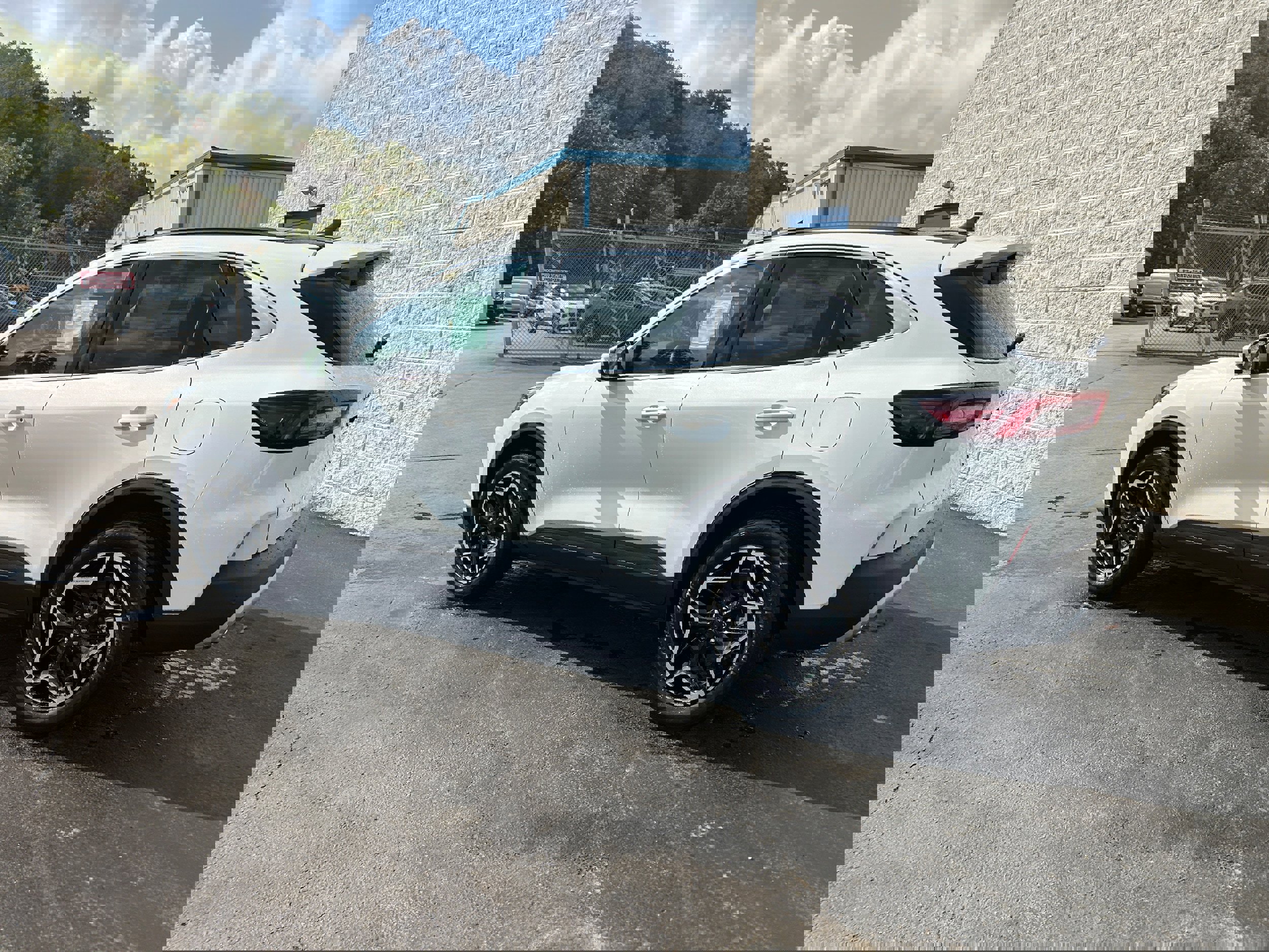 New 2026 Ford Escape Platinum image 9