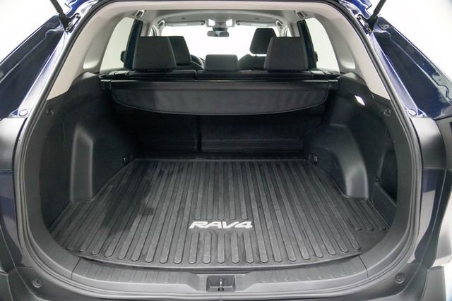 Used 2025 Toyota RAV4 XLE AWD/4WD image 22
