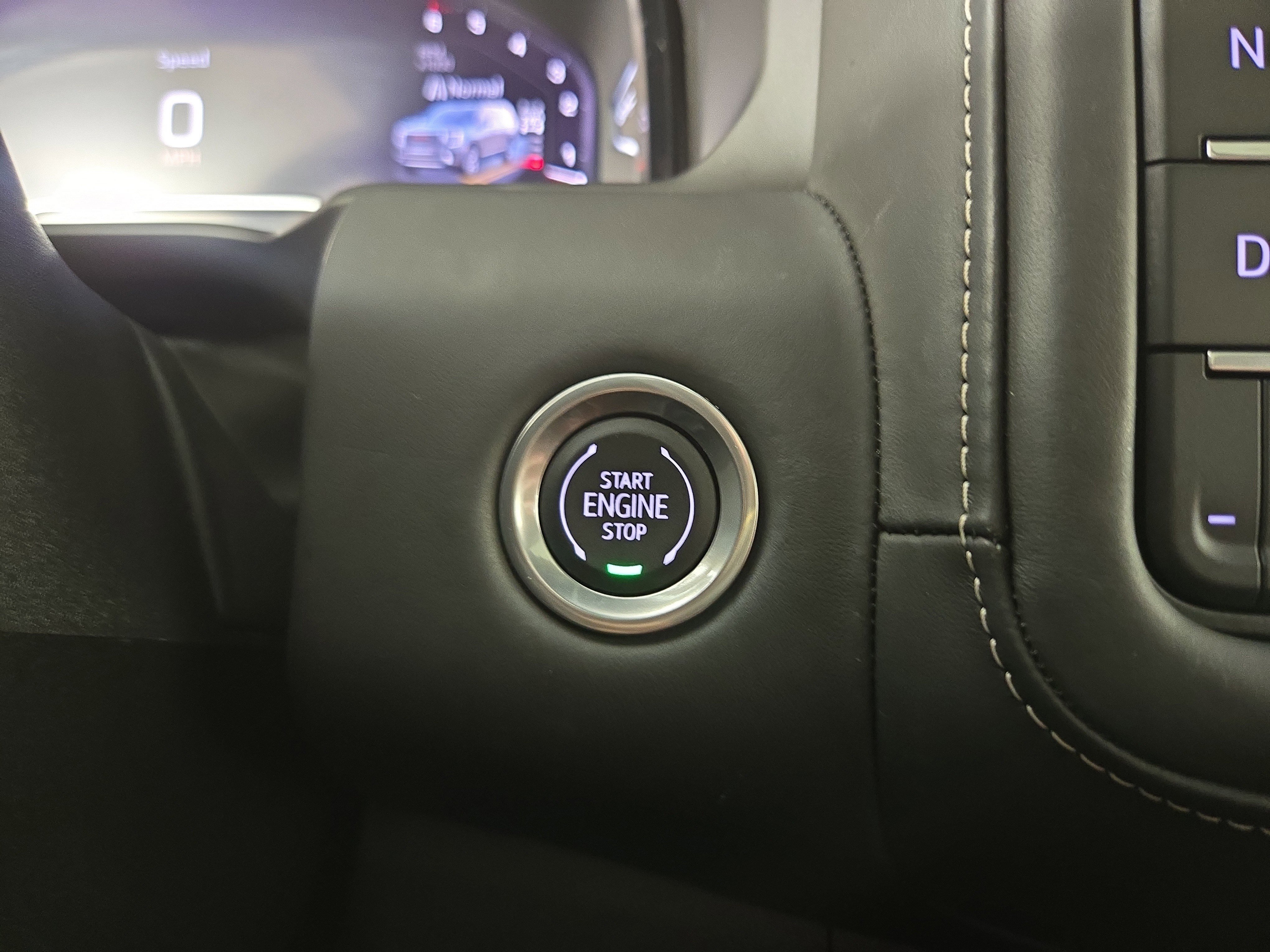 Certified 2024 GMC Yukon XL Denali Ultimate AWD/4WD image 27
