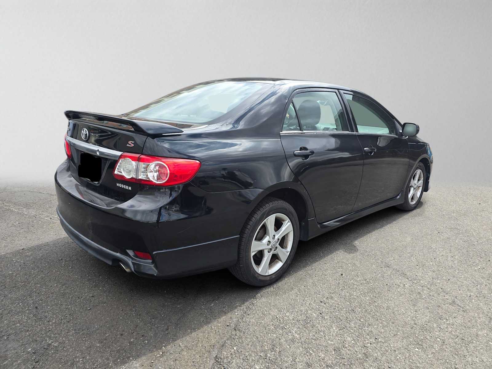 Used 2011 Toyota Corolla S FWD image 3