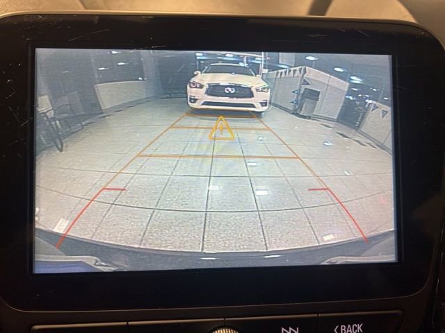 Used 2018 Chevrolet Volt Premier FWD image 31