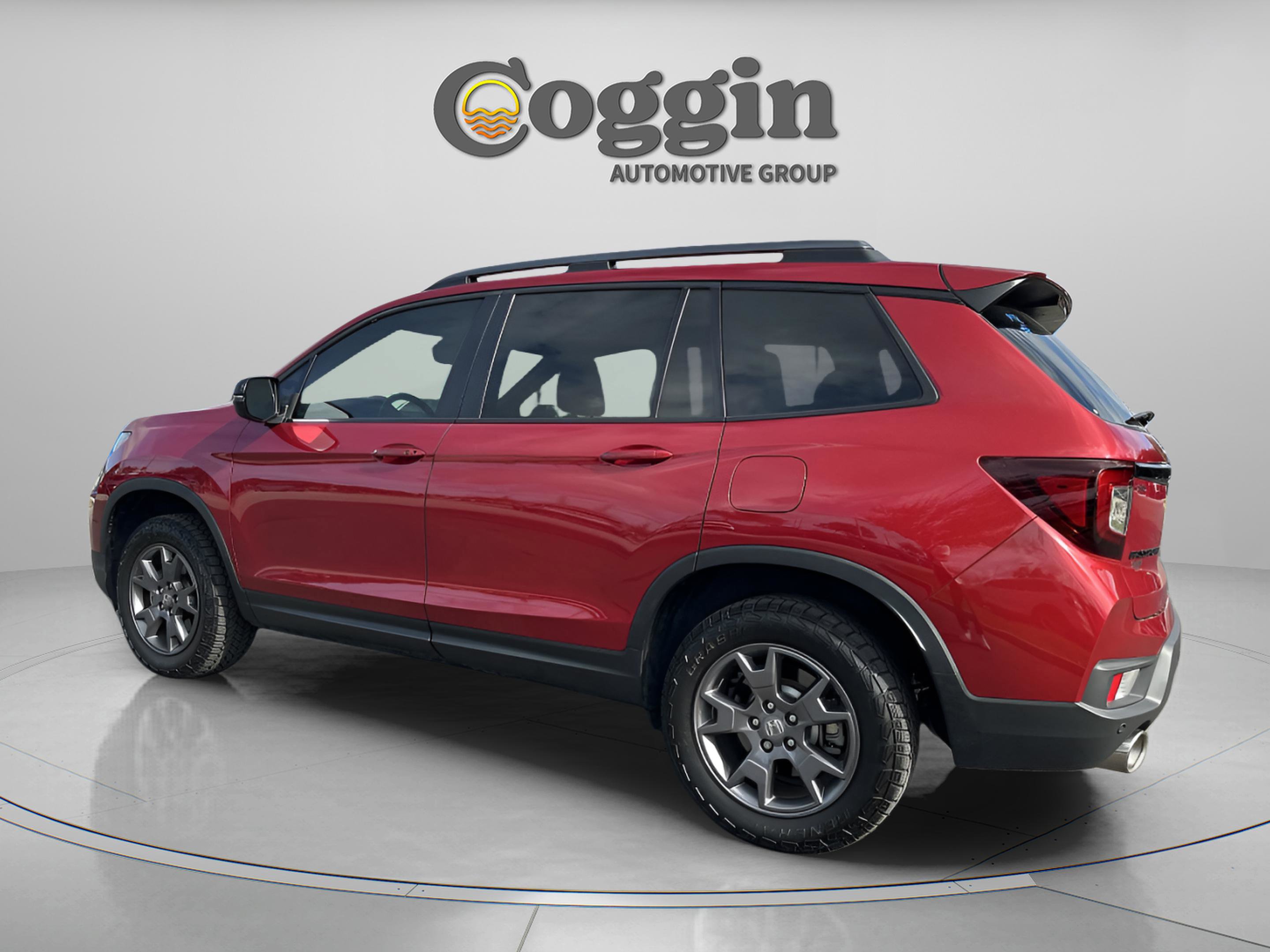 Certified 2024 Honda Passport TrailSport image 4