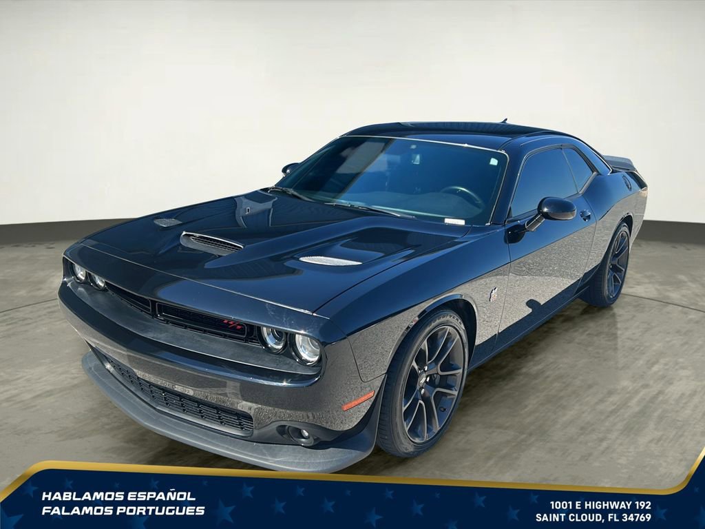 Used 2021 Dodge Challenger R/T Scat Pack RWD image 3
