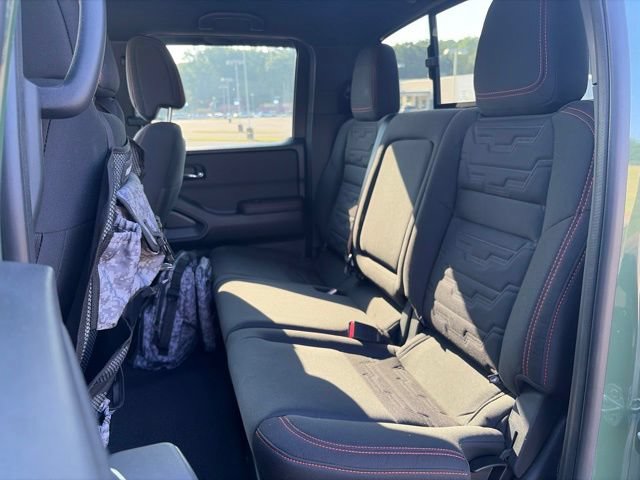Used 2025 Nissan Frontier PRO-4X AWD/4WD image 7